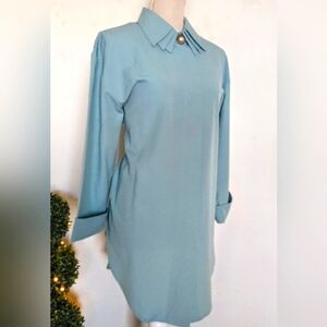 Stunning Vintage Blouse - 3 Layer Collar w/ Tuxedo Bottom - 12